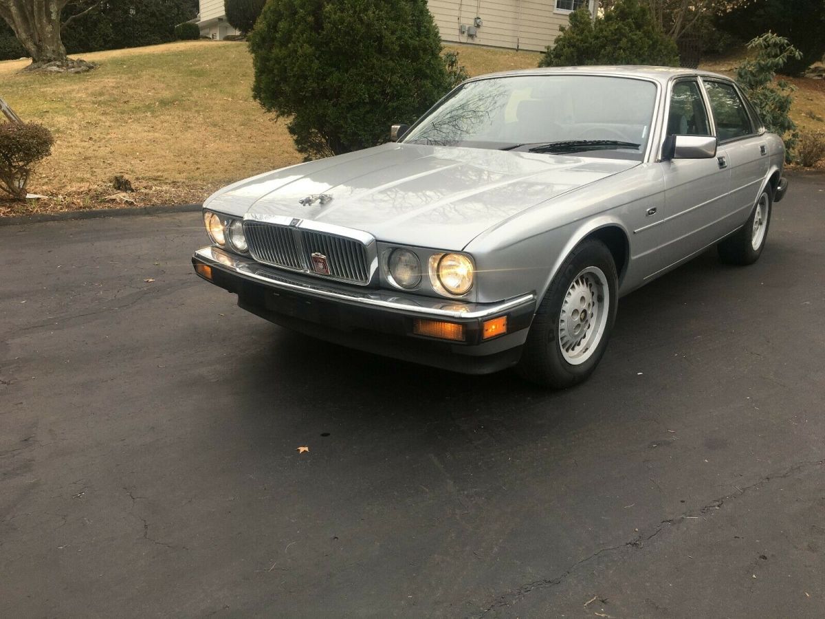 1988 Jaguar XJ6