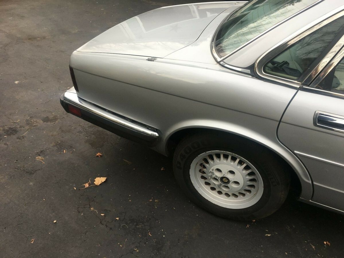 1988 Jaguar XJ6