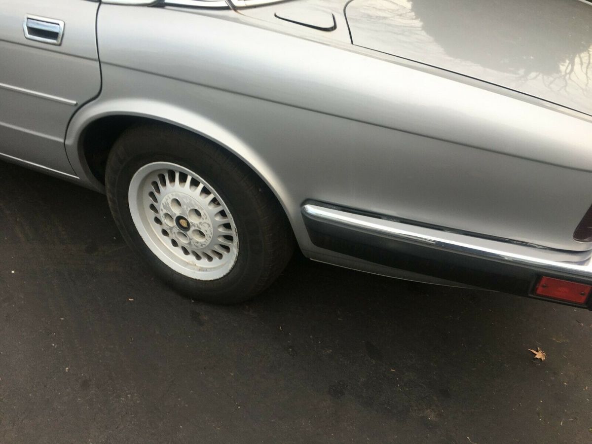 1988 Jaguar XJ6