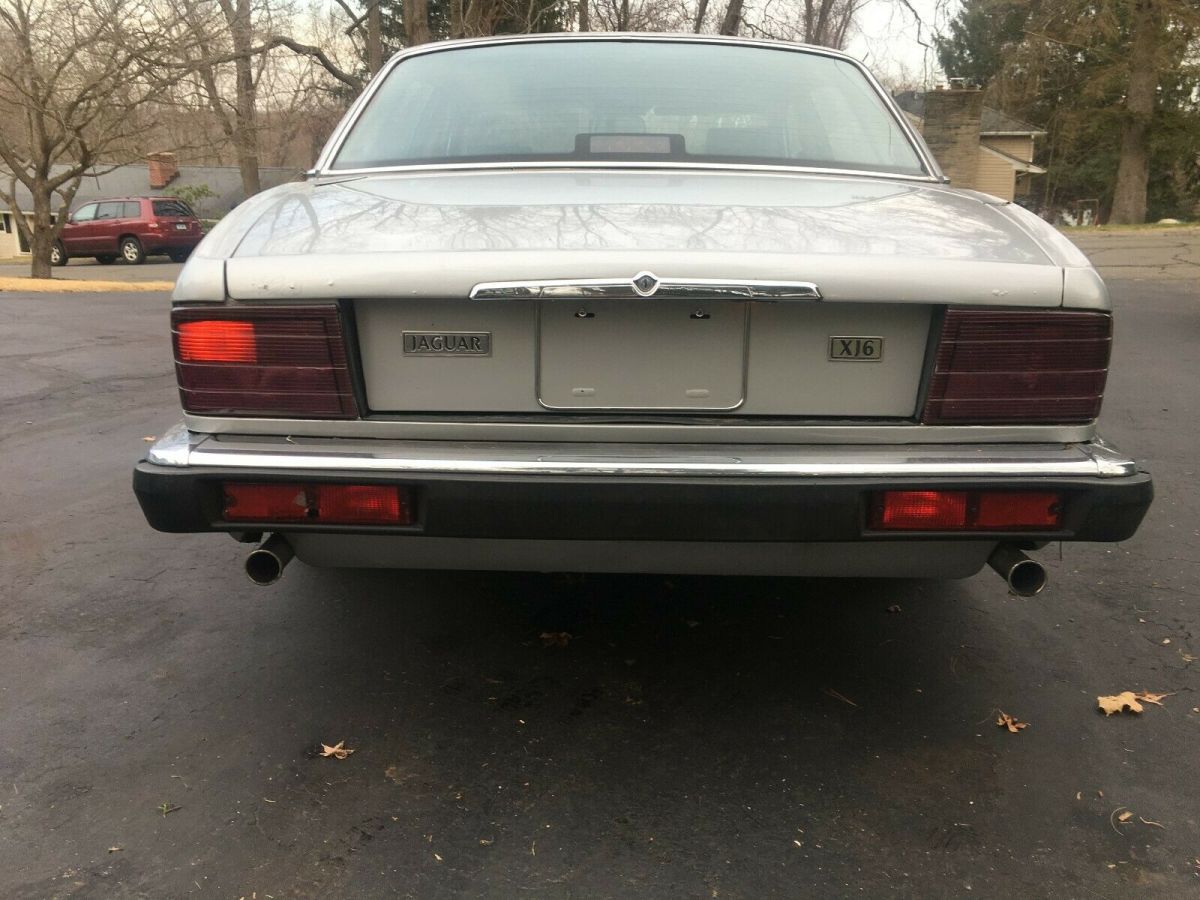 1988 Jaguar XJ6