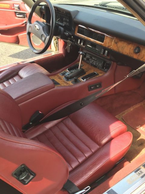 1989 White Jaguar XJS Coupe