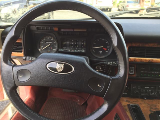 1989 White Jaguar XJS Coupe