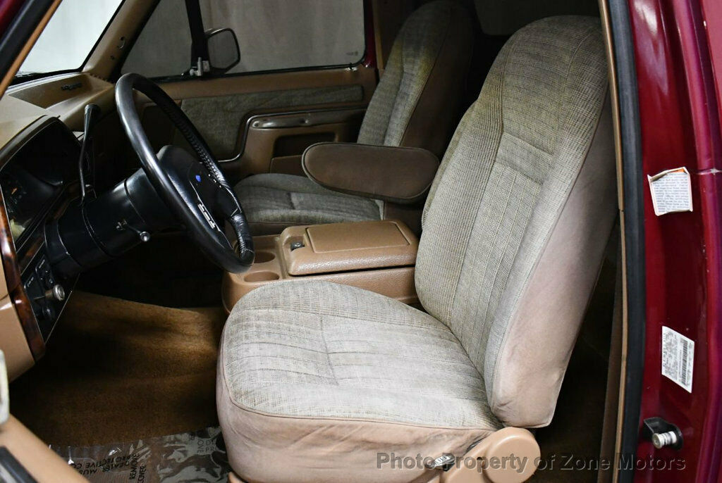 1991 Burgundy Ford Bronco SUV