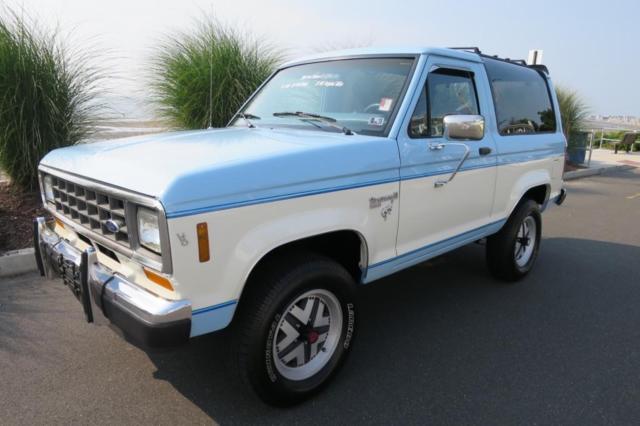 1986 Blue Ford Bronco II SUV