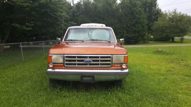 1987 Brown Ford F-250