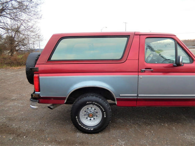 1994 Burgundy Ford Bronco SUV