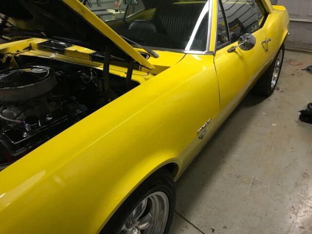 1967 Yellow Chevrolet Camaro Coupe