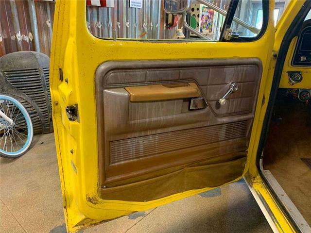 1975 Yellow Ford F-350 Pickup Truck