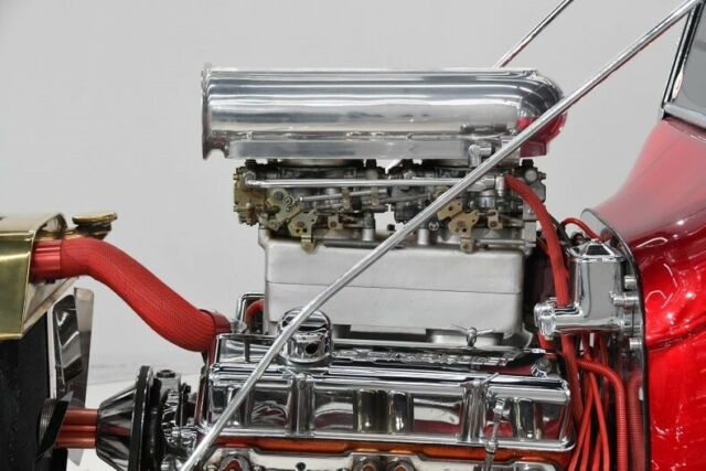 1923 Burgundy Ford Model T Coupe