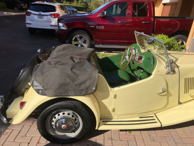 1951 Yellow MG MGA