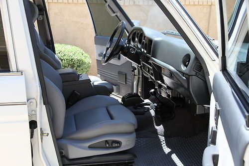 1989 White Toyota Land Cruiser SUV