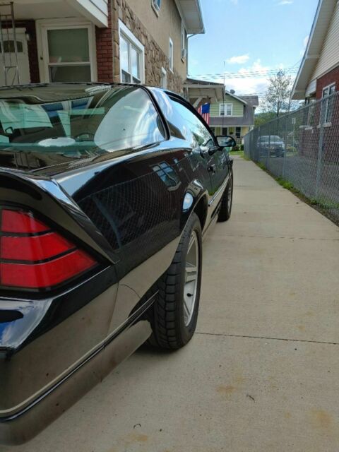 1987 Black Chevrolet Camaro Coupe