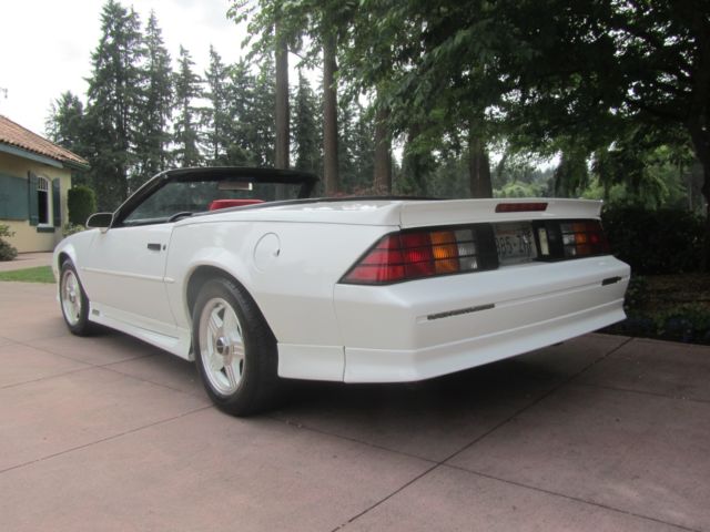 1991 White Chevrolet Camaro