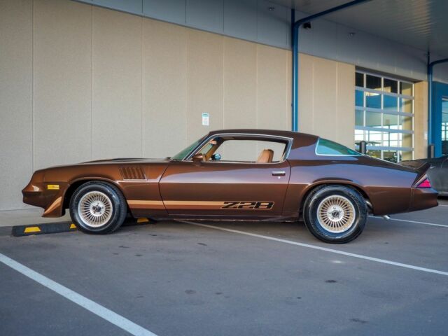 1979 Brown Chevrolet Camaro --