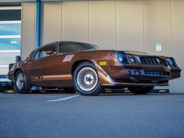 1979 Brown Chevrolet Camaro --