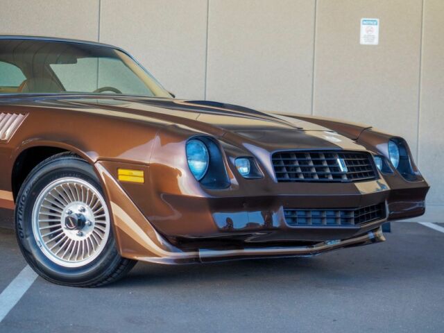 1979 Brown Chevrolet Camaro --