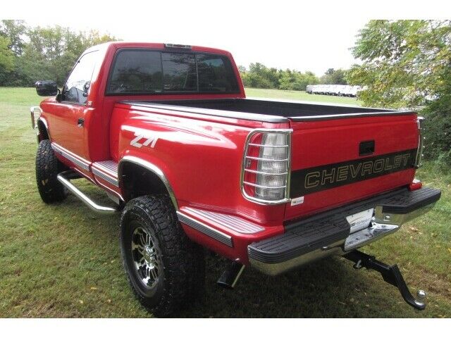 1994 Red Chevrolet Silverado 1500 Standard Cab Pickup