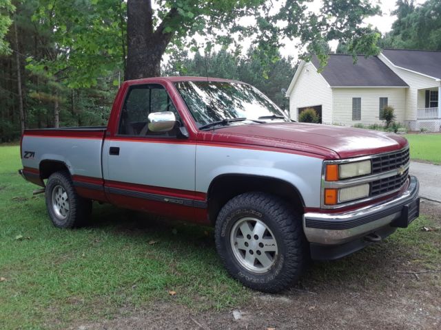 1990 Burgundy Chevrolet Silverado 1500 Pickup