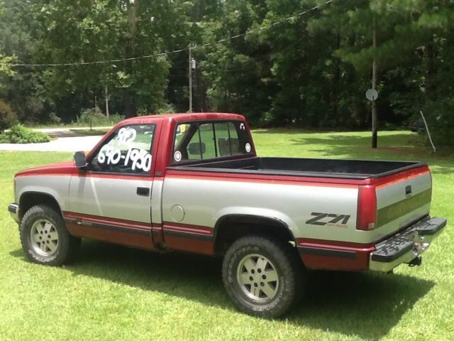 1990 Burgundy Chevrolet Silverado 1500 Pickup