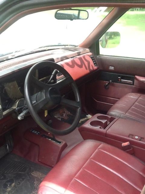 1990 Burgundy Chevrolet Silverado 1500 Pickup