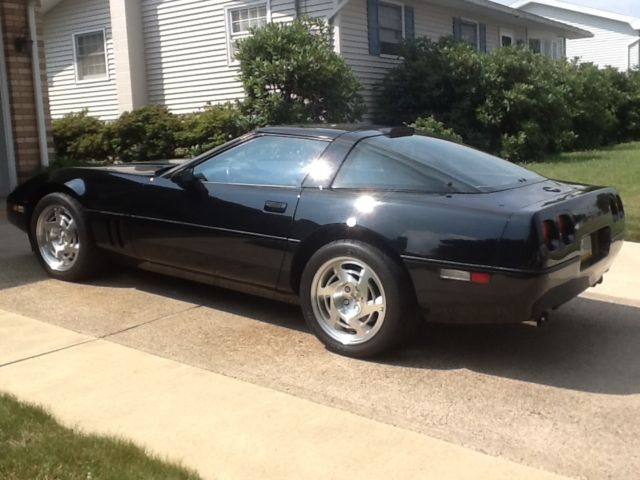 1990 Black Chevrolet Corvette Coupe