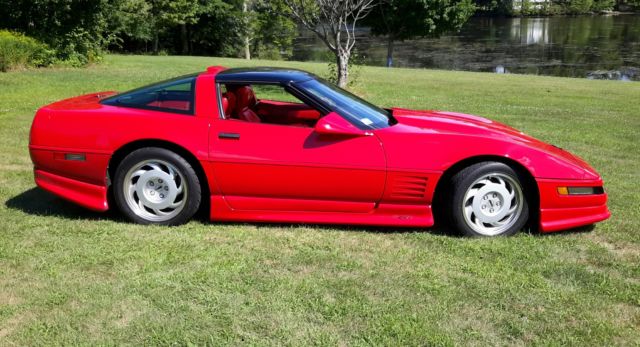 1991 Red Chevrolet Corvette Coupe