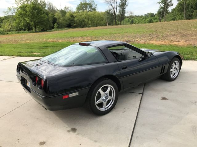 1990 Black Chevrolet Corvette