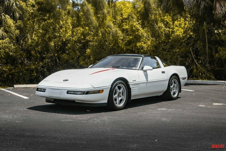 1991 White Chevrolet Corvette