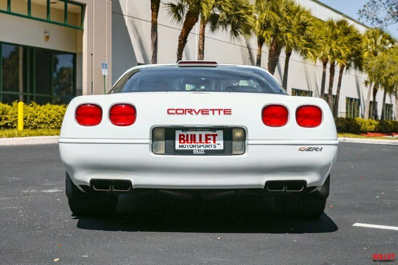 1991 White Chevrolet Corvette