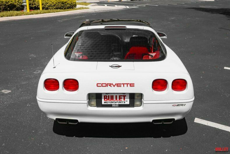 1991 White Chevrolet Corvette