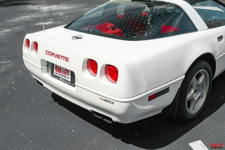1991 White Chevrolet Corvette