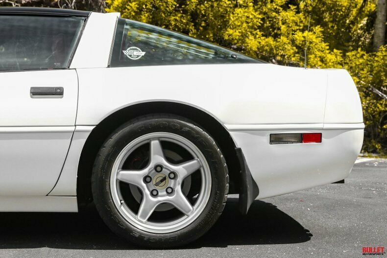 1991 White Chevrolet Corvette