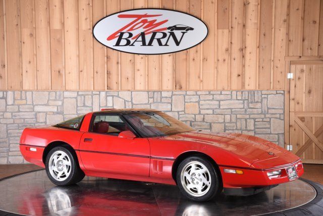 1990 Red Chevrolet Corvette 2DR COUPE HATCHBACK