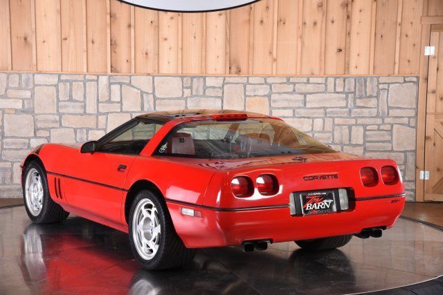 1990 Red Chevrolet Corvette 2DR COUPE HATCHBACK
