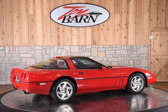 1990 Red Chevrolet Corvette 2DR COUPE HATCHBACK